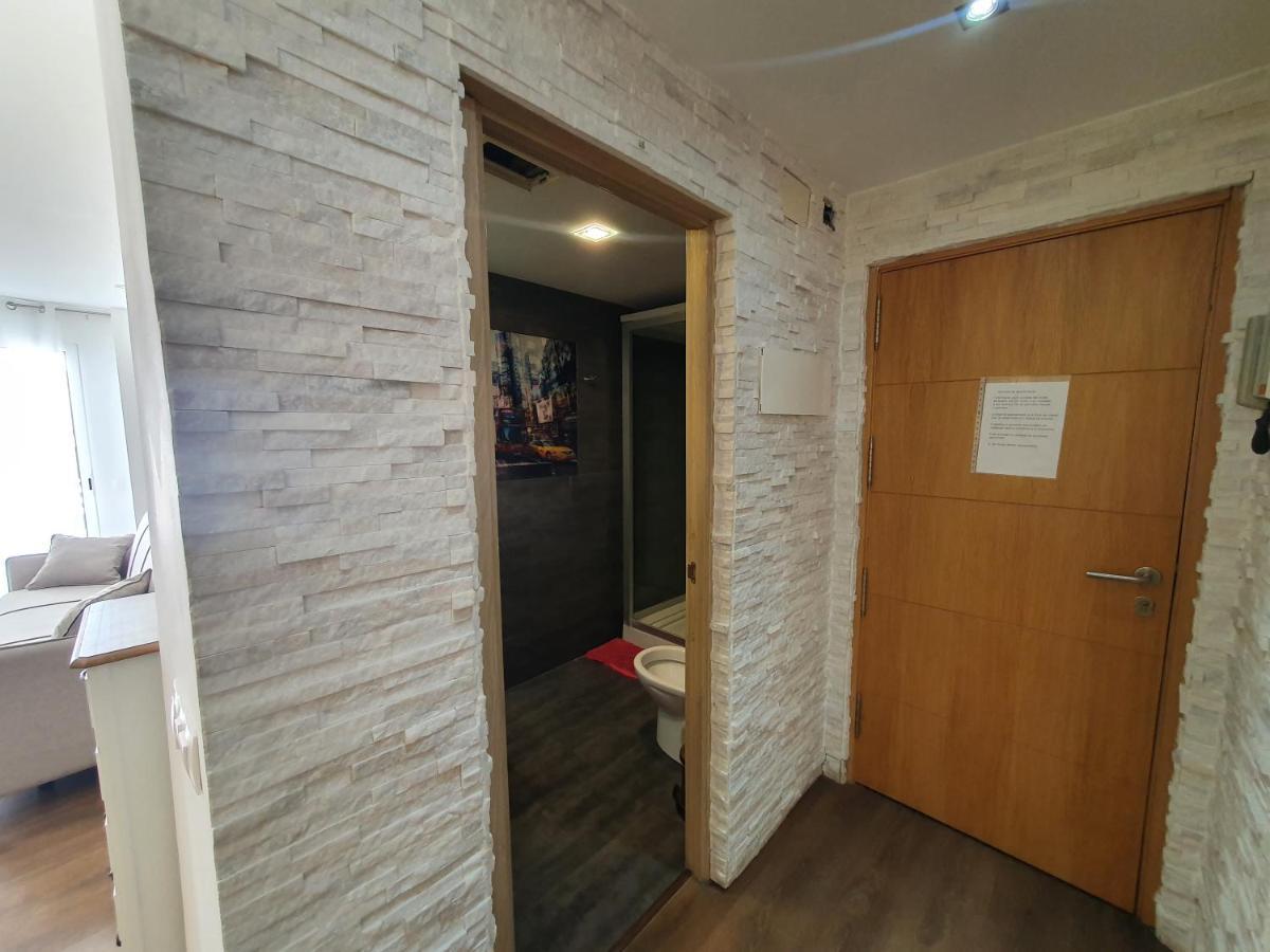 Апартаменти Piso Familiar Салоу Екстер'єр фото